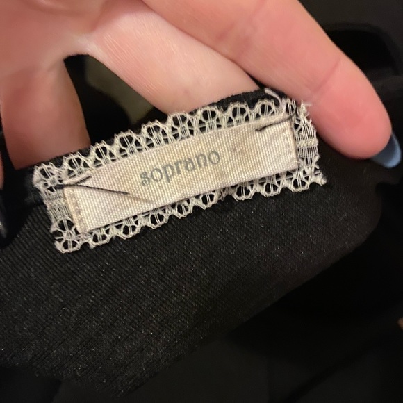 nice dress - Picture 2 of 3